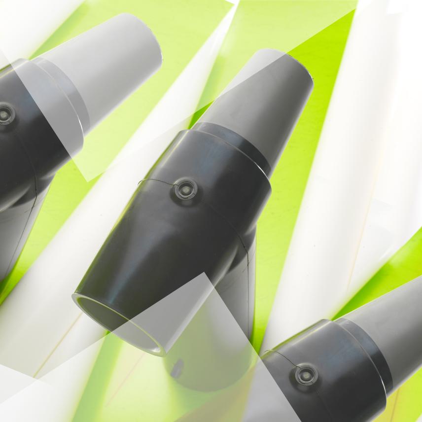 Separable connectors and bushings - Interface F